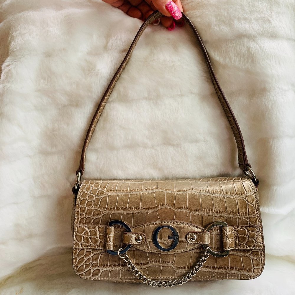 GUESS - Small Purse - Picture 6 of 9